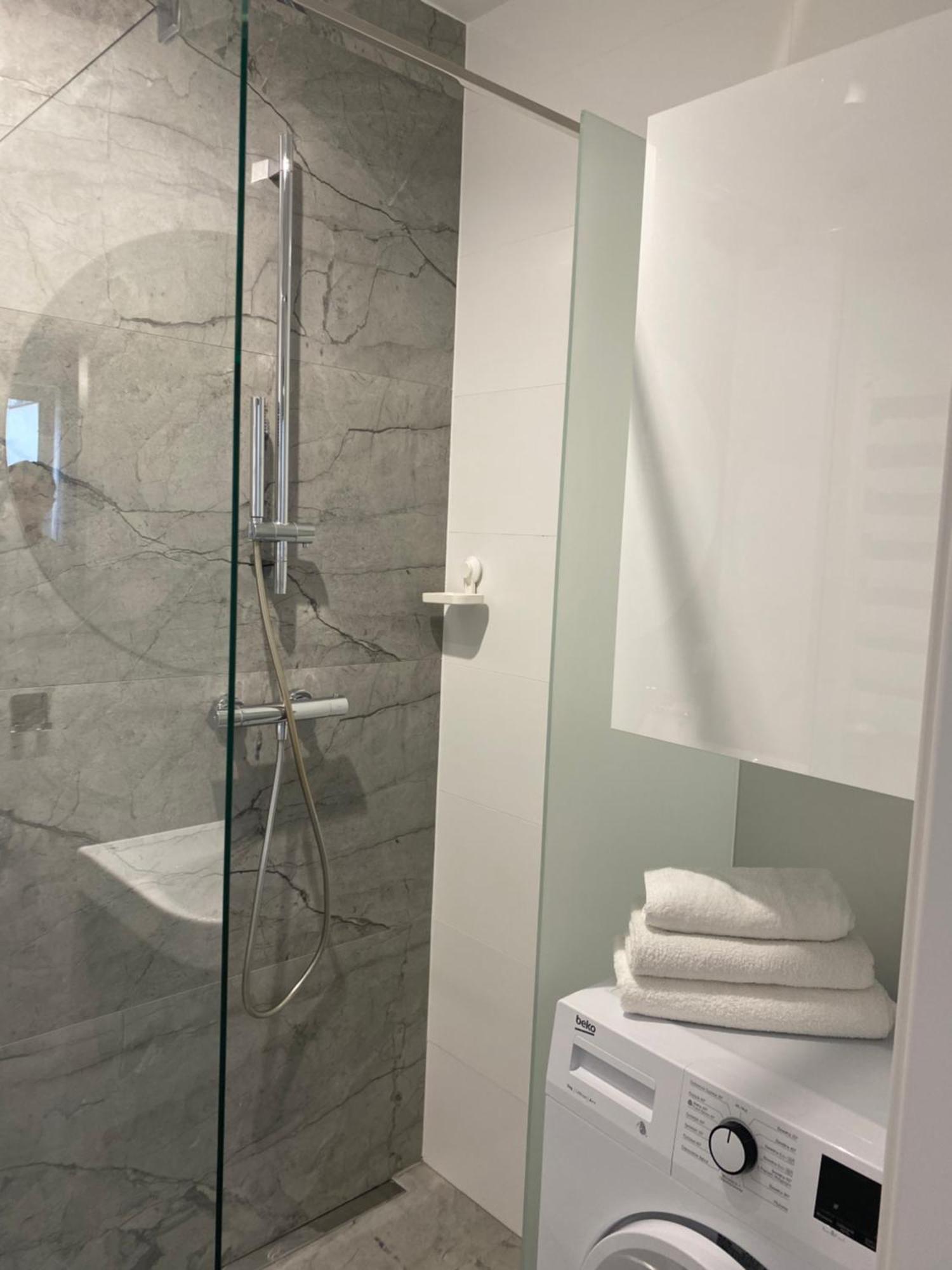 Enes Apartments Legnicka Street 59D 브로츠와프 외부 사진
